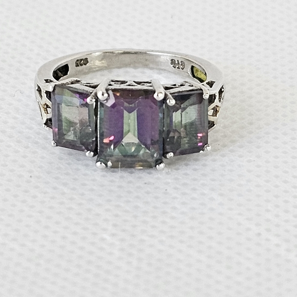 STS Jewels Inc Jewelry - Magical Mystic Topaz Ring. Platinum Over Sterling Silver. Size 7!